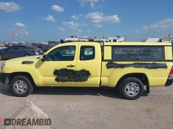2013 Toyota Tacoma with VIN 5TFTX4CN3DX027696, listed as a IAAI auction lot 42863093 with 261,096 mi miles and . Bid and sale history available at DreamBid. Image 14.