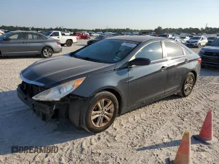 2013 Hyundai Sonata GLS z VIN 5NPEB4AC0DH677574, wystawiony jako Copart lot #72659564 z przebiegiem 153 556 mil mil oraz Szkoda całkowita • Salvage title. Historia ofert i sprzedaży dostępna na DreamBid. Obrazek 1.