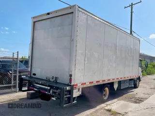 2019 Isuzu NRR IBT с VIN JALE5W166K7302740, выставлен на аукционе Copart как лот 62222345 с пробегом 155 476 миль миль и Чистый • Clean title. История ставок и продаж доступна на DreamBid. Изображение 4.