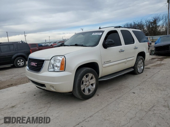 2008 GMC Yukon SLT w/4SB with VIN 1GKFC13J78R213048, listed as a Copart auction lot 88475205 with 186,715 mi miles and Salvage Title. Bid and sale history available at carsss.com. Image 1.