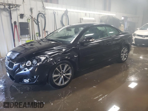 2013 Volvo C70 T5 with VIN YV1672MC6DJ138187, listed as a Copart auction lot 45564525 with 168,861 mi miles and Salvage Title. Bid and sale history available at carsss.com. Image 1.