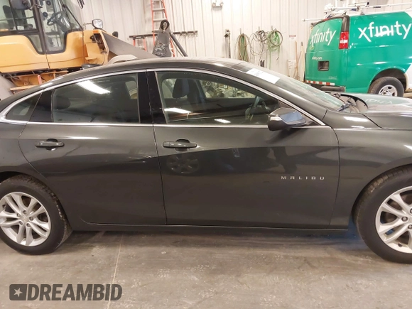 2018 Chevrolet Malibu LT with VIN 1G1ZD5ST0JF242780, listed as a IAAI auction lot 41891122 with 101,819 mi miles. Bid and sale history available at carsss.com. Image 13.