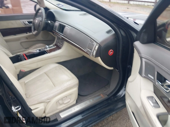 2010 Jaguar XF Premium Luxury with VIN SAJWA0GB9ALR75483, listed as a IAAI auction lot 42170697 with 177,965 mi miles and . Bid and sale history available at DreamBid. Image 5.