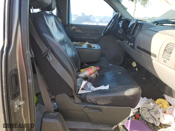 2007 Chevrolet Silverado 1500 Work Truck with VIN 2GCEC19C371646793, listed as a Copart auction lot 51250965 with 161,693 mi miles and Salvage Title. Bid and sale history available at carsss.com. Image 7.
