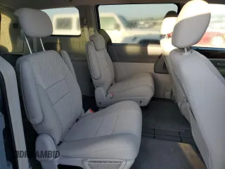 2009 Chrysler Town & Country Touring with VIN 2A8HR54129R637766, listed as a Copart auction lot 48561705 with 53,706 mi miles and Salvage Title. Bid and sale history available at DreamBid. Image 11.