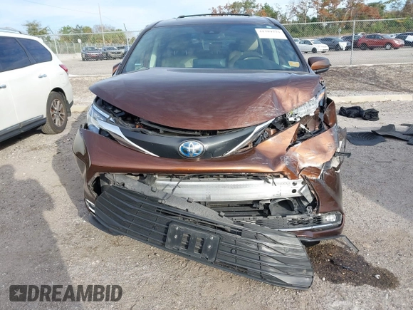 2022 Toyota Sienna XLE with VIN 5TDJRKEC4NS094526, listed as a IAAI auction lot 41399573 with 107,026 mi miles. Bid and sale history available at carsss.com. Image 12.
