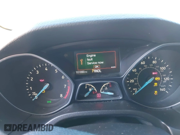 2015 Ford Focus SE with VIN 1FADP3F21FL262033, listed as a IAAI auction lot 41521714 with 101,890 mi miles. Bid and sale history available at carsss.com. Image 7.