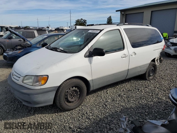 2001 Toyota Sienna LE with VIN 4T3ZF13C61U362980, listed as a Copart auction lot 71986484 with 188,556 mi miles and Salvage Title. Bid and sale history available at carsss.com. Image 1.
