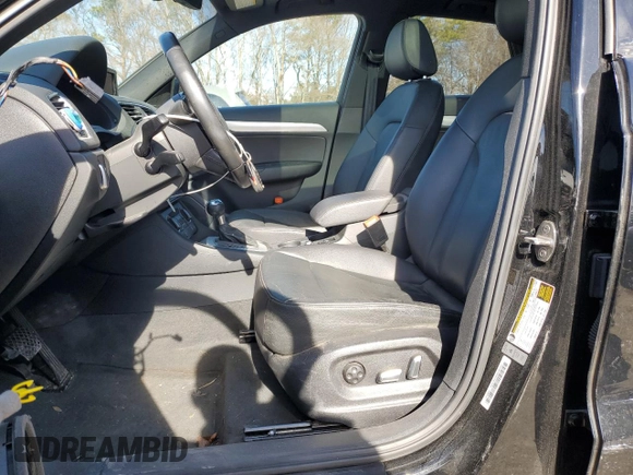 2017 Audi Q3 Premium Plus with VIN WA1HCCFS2HR017114, listed as a Copart auction lot 42201735 with 73,002 mi miles and Salvage title. Bid and sale history available at DreamBid. Image 7.
