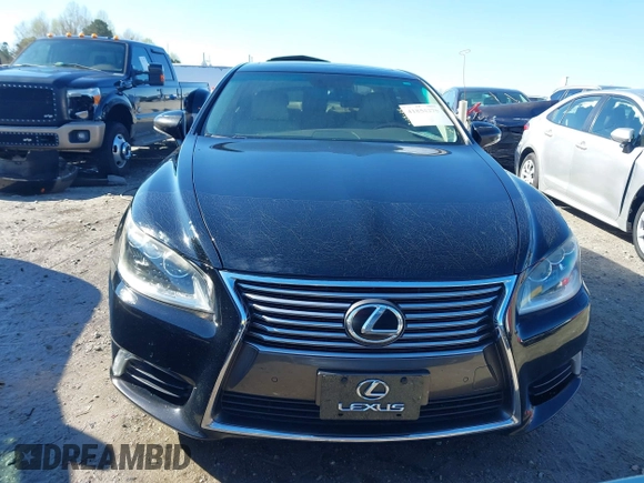 2013 Lexus LS 460 L z VIN JTHGL5EF4D5047720, wystawiony jako IAAI lot #41854275 z przebiegiem 144 564 mil mil oraz . Historia ofert i sprzedaży dostępna na DreamBid. Obrazek 12.
