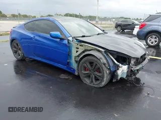 2011 Hyundai Genesis Coupe with VIN KMHHT6KD4BU060514, listed as a IAAI auction lot 42660478 with 129,800 mi miles and . Bid and sale history available at DreamBid. Image 1.