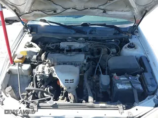2000 Toyota Camry CE with VIN JT2BG22K8Y0415361, listed as a IAAI auction lot 41760193 with 250,333 mi miles. Bid and sale history available at carsss.com. Image 10.