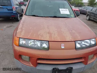 2003 Saturn VUE with VIN 5GZCZ63B13S869300, listed as a IAAI auction lot 42076243 with 147,936 mi miles. Bid and sale history available at carsss.com. Image 6.