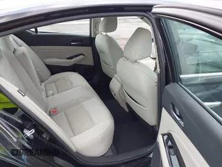 2021 Nissan Altima SV with VIN 1N4BL4DVXMN406122, listed as a IAAI auction lot 42512160 with 54,945 mi miles and . Bid and sale history available at DreamBid. Image 8.