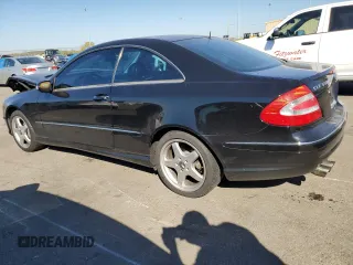 2003 Mercedes-Benz CLK 500 with VIN WDBTJ75JX3F039229, listed as a Copart auction lot 77006714 with 111,617 mi miles and Salvage Title. Bid and sale history available at DreamBid. Image 2.