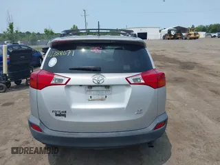 2015 Toyota RAV4 LE with VIN JTMBFREV6FJ039453, listed as a IAAI auction lot 42388671 with 200,304 mi miles and . Bid and sale history available at DreamBid. Image 16.