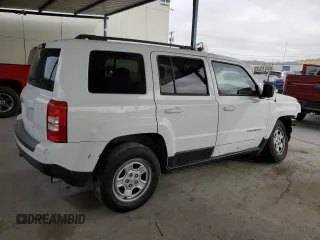 2015 Jeep Patriot Sport with VIN 1C4NJRBB7FD347901, listed as a Copart auction lot 41638935 with 88,117 mi miles and Salvage Title. Bid and sale history available at carsss.com. Image 3.