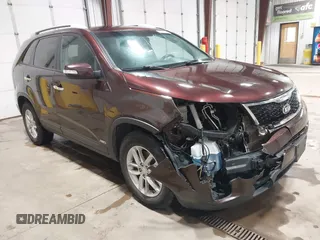 2015 Kia Sorento LX with VIN 5XYKTDA70FG646886, listed as a IAAI auction lot 42469491 with 214,232 mi miles and . Bid and sale history available at DreamBid. Image 1.