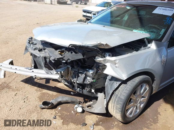 2012 Lincoln MKZ with VIN 3LNHL2GC7CR837351, listed as a IAAI auction lot 41906599 with 146,132 mi miles and . Bid and sale history available at DreamBid. Image 6.