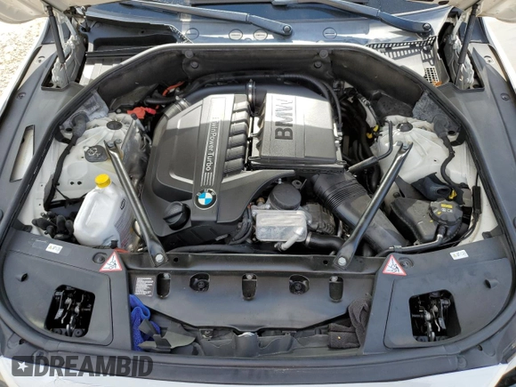 2015 BMW 5 Series 535i Gran Turismo with VIN WBA5M2C58FGH99149, listed as a Copart auction lot 57163285 with 124,610 mi miles and Salvage title. Bid and sale history available at DreamBid. Image 11.