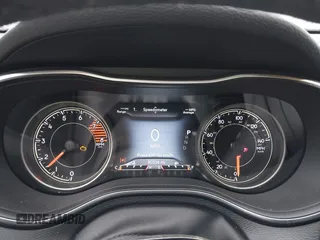 2019 Jeep Cherokee Limited with VIN 1C4PJMDX8KD333942, listed as a IAAI auction lot 42319821 with 80,534 mi miles and . Bid and sale history available at DreamBid. Image 7.