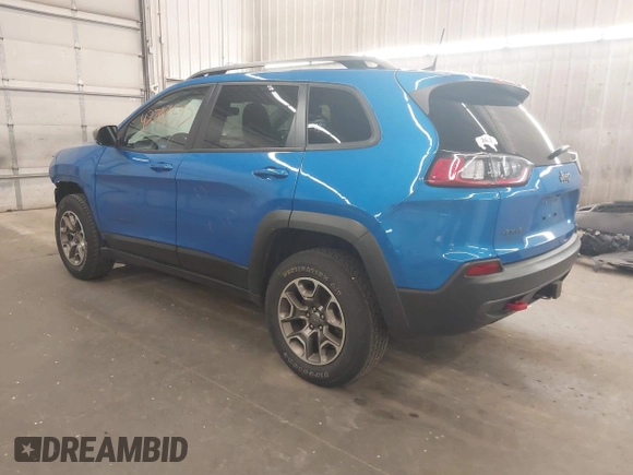 2020 Jeep Cherokee Trailhawk with VIN 1C4PJMBX6LD656570, listed as a IAAI auction lot 42399597 with 88,348 mi miles and . Bid and sale history available at DreamBid. Image 3.