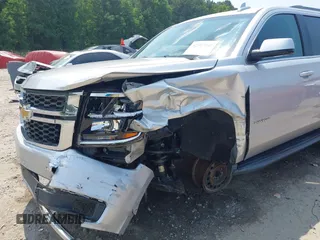 2019 Chevrolet Tahoe LT with VIN 1GNSKBKC8KR363433, listed as a IAAI auction lot 42567045 with 122,956 mi miles and . Bid and sale history available at DreamBid. Image 18.
