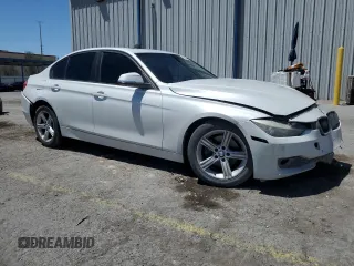 2015 BMW 3 Series 328i с VIN WBA3A5G57FNS86060, выставлен на аукционе Copart как лот 57495985 с пробегом 120 558 миль миль и Списание • Salvage title. История ставок и продаж доступна на DreamBid. Изображение 4.