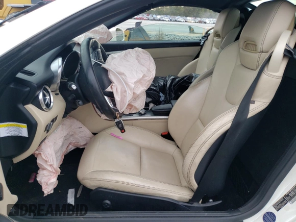 2013 Mercedes-Benz SLK 350 z VIN WDDPK5HA3DF053772, wystawiony jako Copart lot #75573184 z przebiegiem 86 680 mil mil oraz Szkoda całkowita • Salvage title. Historia ofert i sprzedaży dostępna na DreamBid. Obrazek 7.