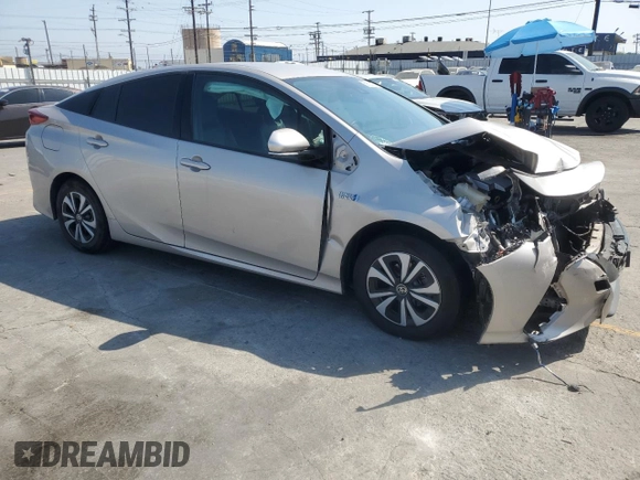 2017 Toyota Prius Plus with VIN JTDKARFP2H3059219, listed as a Copart auction lot 59822955 with 110,074 mi miles and Salvage title. Bid and sale history available at DreamBid. Image 4.