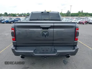 2022 Ram 1500 Limited z VIN 1C6SRFHM6NN134716, wystawiony jako IAAI lot #42250431 z przebiegiem 12 051 mil mil oraz . Historia ofert i sprzedaży dostępna na DreamBid. Obrazek 17.