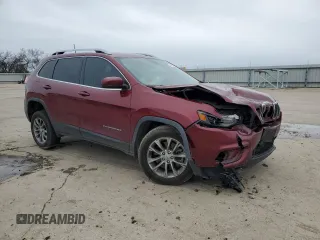2019 Jeep Cherokee Latitude Plus with VIN 1C4PJLLB5KD110581, listed as a Copart auction lot 47652045 with 80,902 mi miles and Salvage Title. Bid and sale history available at DreamBid. Image 4.