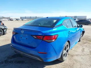 2020 Nissan Sentra SR with VIN 3N1AB8DVXLY313492, listed as a IAAI auction lot 41682275 with 33,024 mi miles and . Bid and sale history available at DreamBid. Image 4.