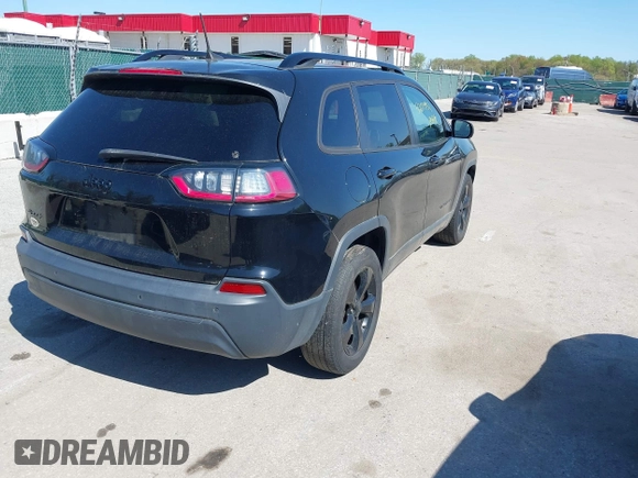 2019 Jeep Cherokee Latitude Plus with VIN 1C4PJMLB3KD321381, listed as a IAAI auction lot 42074933 with 181,575 mi miles and . Bid and sale history available at DreamBid. Image 4.