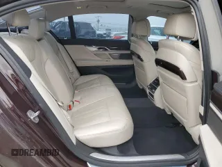 2020 BMW 7 Series 740i with VIN WBA7T2C04LCD14332, listed as a Copart auction lot 48348235 with 68,401 mi miles and Salvage title. Bid and sale history available at DreamBid. Image 10.