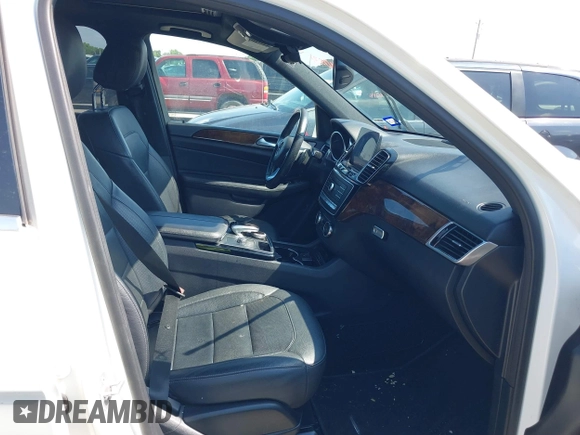 2016 Mercedes-Benz GLE 350 с VIN 4JGDA5JB6GA797205, выставлен на аукционе IAAI как лот 42240531 с пробегом 195 744 миль миль и . История ставок и продаж доступна на DreamBid. Изображение 5.