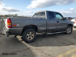 2000 Chevrolet Silverado 1500 LS with VIN 1GCEK19T0YE249707, listed as a Copart auction lot 51294965 with 167,305 mi miles and Salvage Title. Bid and sale history available at carsss.com. Image 3.