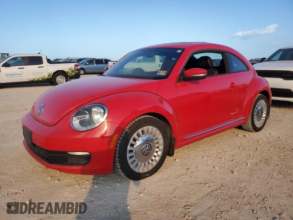 2014 Volkswagen Beetle 2.5L w/Sun with VIN 3VWJP7AT6EM624923, listed as a Copart auction lot 78641794 with 85,000 mi miles and Salvage Title. Bid and sale history available at DreamBid. Image 1.