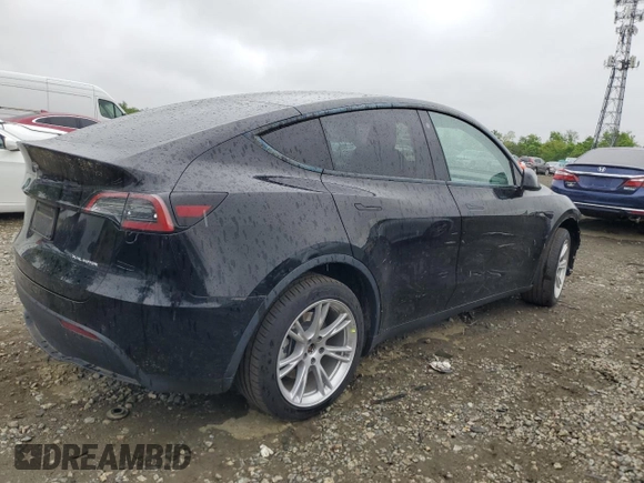 2022 Tesla Model Y Long Range z VIN 7SAYGDEE2NF313492, wystawiony jako Copart lot #55748695 z przebiegiem Nie podano mil oraz Szkoda całkowita • Salvage title. Historia ofert i sprzedaży dostępna na DreamBid. Obrazek 3.
