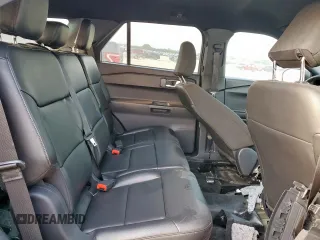 2025 Ford Police Interceptor Utility z VIN 1FM5K8AB7SGA28608, wystawiony jako Copart lot #57248625 z przebiegiem 5940 mil mil oraz Szkody całkowita. Historia ofert i sprzedaży dostępna na DreamBid. Obrazek 10.