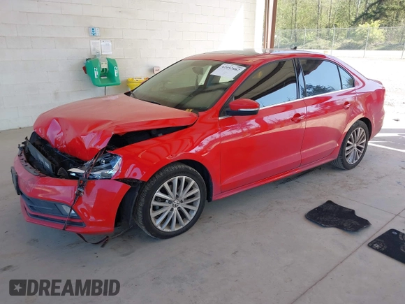 2015 Volkswagen Jetta Sedan 1.8T SE with VIN 3VWD17AJ3FM284712, listed as a IAAI auction lot 42052882 with 140,088 mi miles. Bid and sale history available at carsss.com. Image 17.