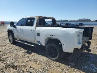 2020 GMC Sierra 2500HD SLT z VIN 1GT49NEY3LF132884, wystawiony jako Copart lot #45760305 z przebiegiem Nie podano mil oraz Szkoda całkowita • Salvage title. Historia ofert i sprzedaży dostępna na DreamBid. Obrazek 2.