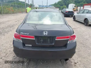 2011 Honda Accord EX с VIN 1HGCP2F72BA037123, выставлен на аукционе IAAI как лот 42438929 с пробегом 104 232 миль миль и . История ставок и продаж доступна на DreamBid. Изображение 16.