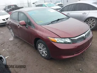 2012 Honda Civic LX z VIN 19XFB2F56CE036533, wystawiony jako IAAI lot #41876359 z przebiegiem 33 546 mil mil oraz . Historia ofert i sprzedaży dostępna na DreamBid. Obrazek 1.