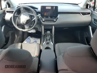 2024 Toyota Corolla Cross LE с VIN 7MUCAAAG2RV106946, выставлен на аукционе Copart как лот 56735195 с пробегом Не указан миль и На запчасти • Non repairable. История ставок и продаж доступна на DreamBid. Изображение 8.