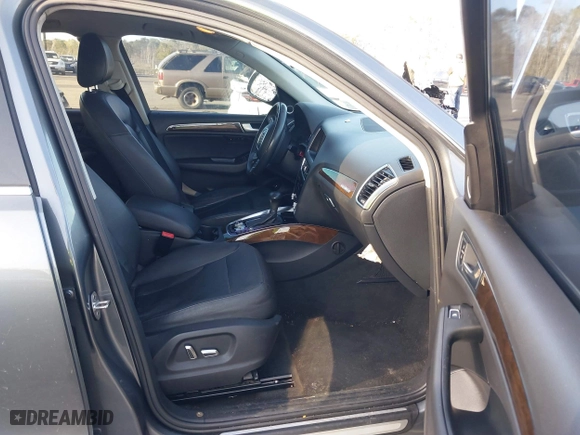 2013 Audi Q5 Premium Plus with VIN WA1LFBFP9DA046108, listed as a IAAI auction lot 41735110 with 142,410 mi miles. Bid and sale history available at carsss.com. Image 4.