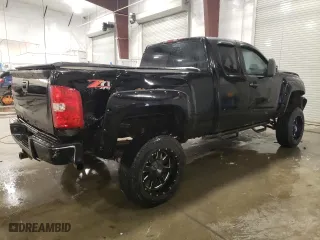 2008 Chevrolet Silverado 1500 LTZ with VIN 1GCEK19068Z258300, listed as a Copart auction lot 42248225 with 257,533 mi miles and Clean Title. Bid and sale history available at carsss.com. Image 3.