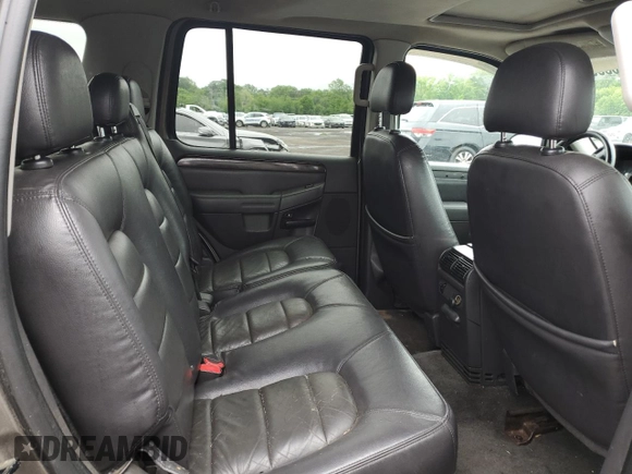 2003 Ford Explorer Limited with VIN 1FMZU75K93UB14585, listed as a Copart auction lot 56888695 with 260,077 mi miles and Salvage title. Bid and sale history available at DreamBid. Image 11.