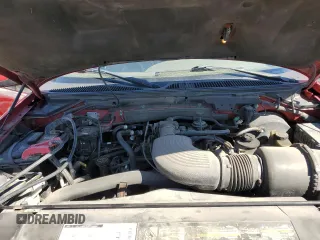 2002 Ford Expedition Eddie Bauer with VIN 1FMPU18L92LA82606, listed as a Copart auction lot 49961395 with 246,183 mi miles and Salvage title. Bid and sale history available at DreamBid. Image 13.