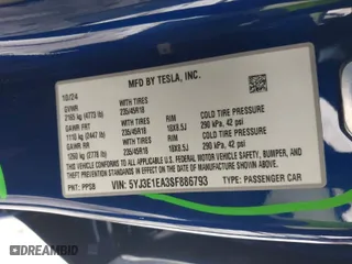 2025 Tesla Model 3 Long Range with VIN 5YJ3E1EA3SF886793, listed as a IAAI auction lot 41484616 with 139 mi miles. Bid and sale history available at carsss.com. Image 9.